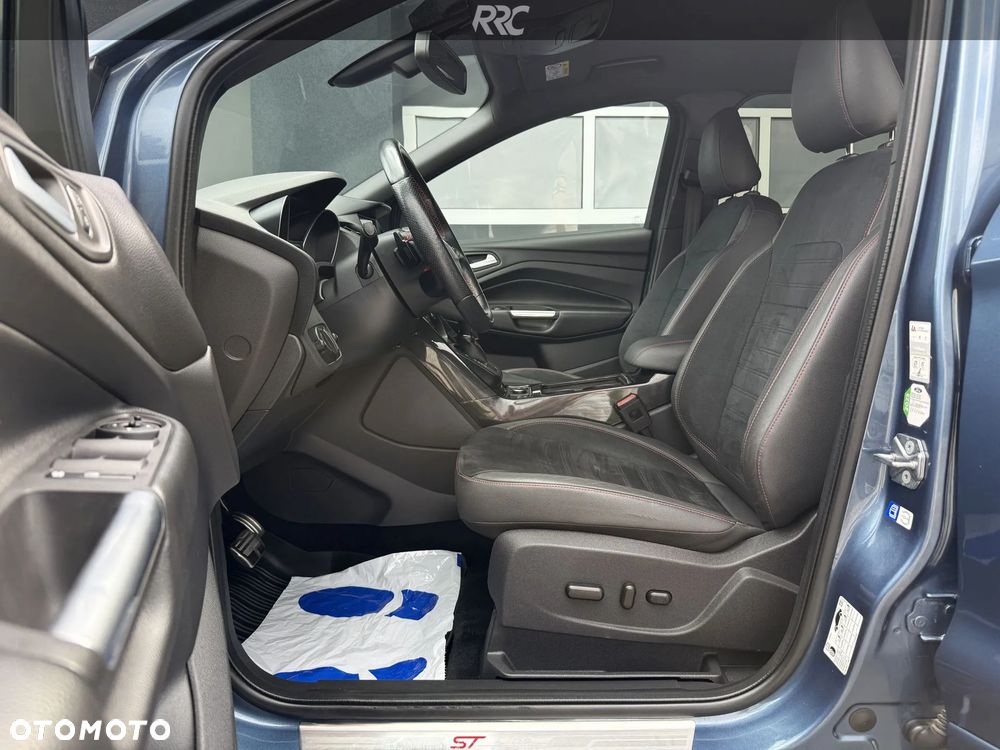 Ford Kuga 2.0 TDCi 4x4 ST-Line - 21