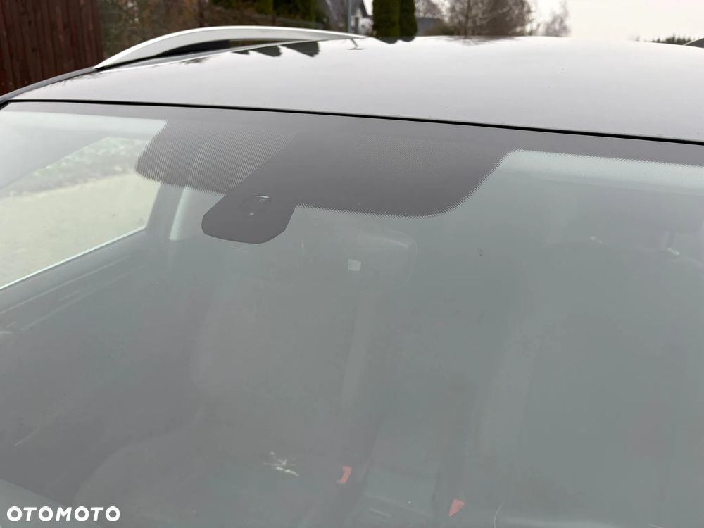 Volkswagen Golf 1.6 TDI (BlueMotion Technology) Comfortline - 13