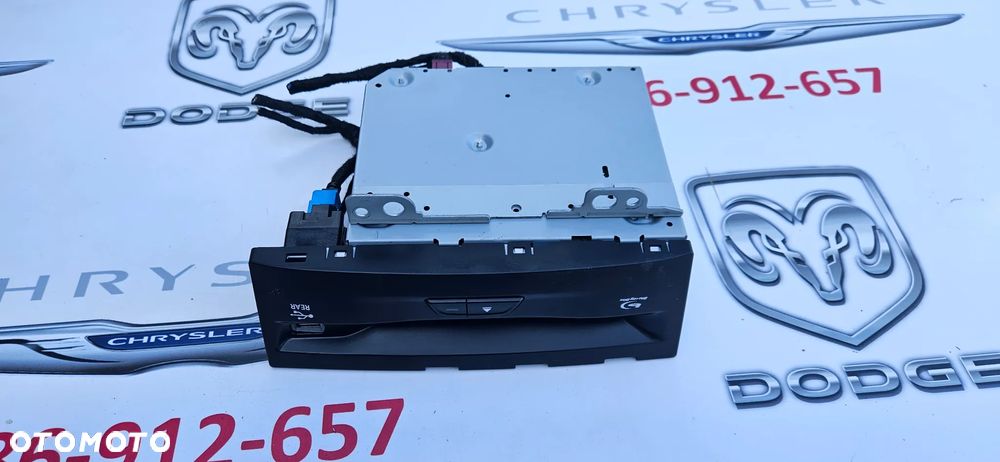 Chrysler Pacifica 2016- Czytnik navi Radioodtwarzacz CD DVD GPS P05091978AF 05091978AF - 7