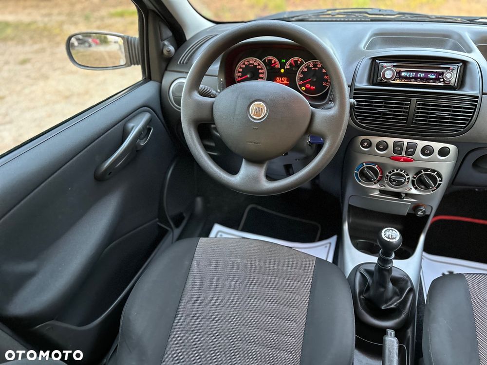 Fiat Punto - 16