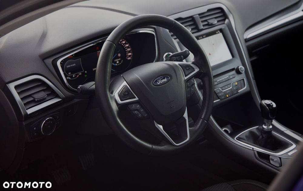 Ford Mondeo 2.0 TDCi Start-Stopp Titanium - 4