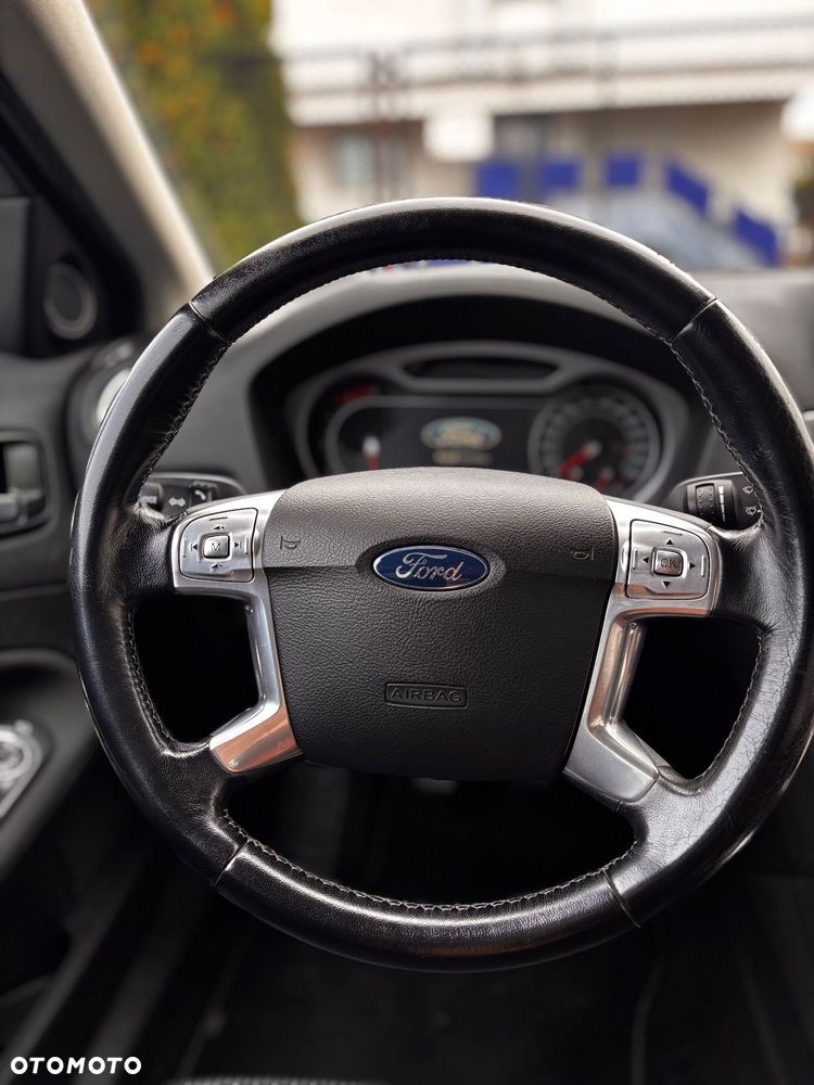 Ford Mondeo 1.8 TDCi Ghia X - 10