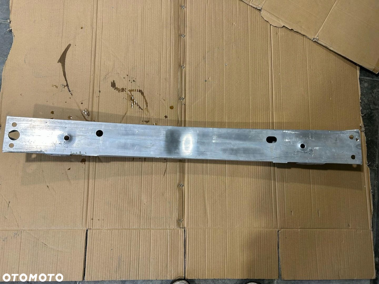 VOLVO V40 II 2012-2019 BELKA PRZOD PRZEDNIA WZMOCNIENIE - 4