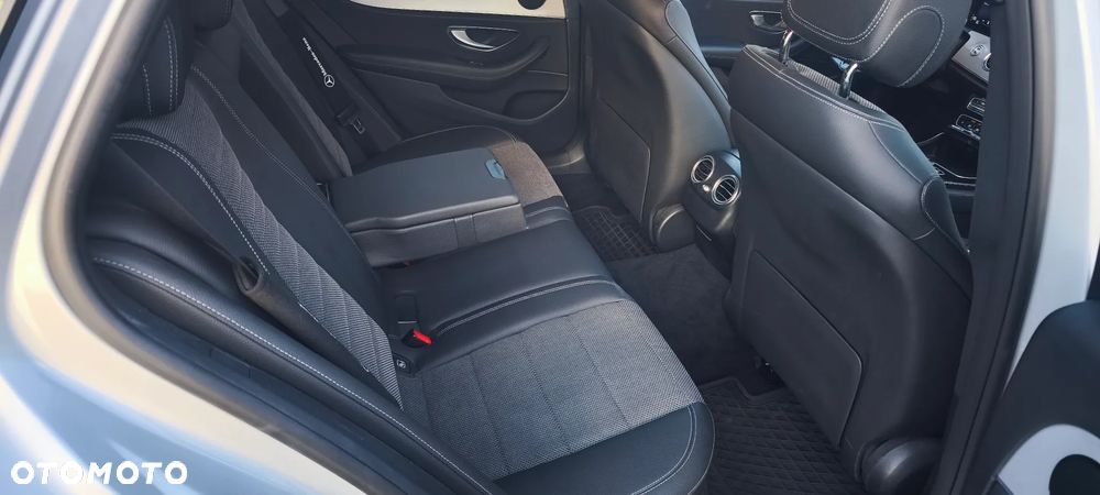 Mercedes-Benz Klasa E 220 d 9G-TRONIC Avantgarde - 27