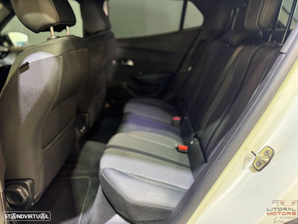 Peugeot 2008 1.2 PureTech Allure Pack - 14