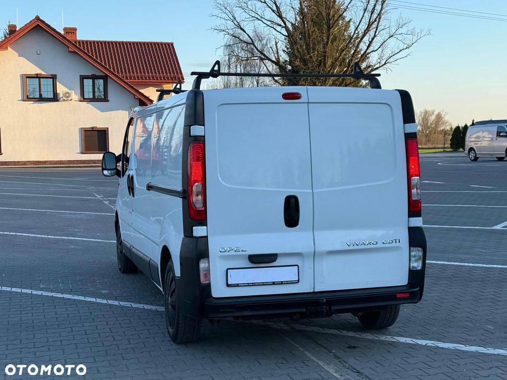 Opel VIVARO - 11