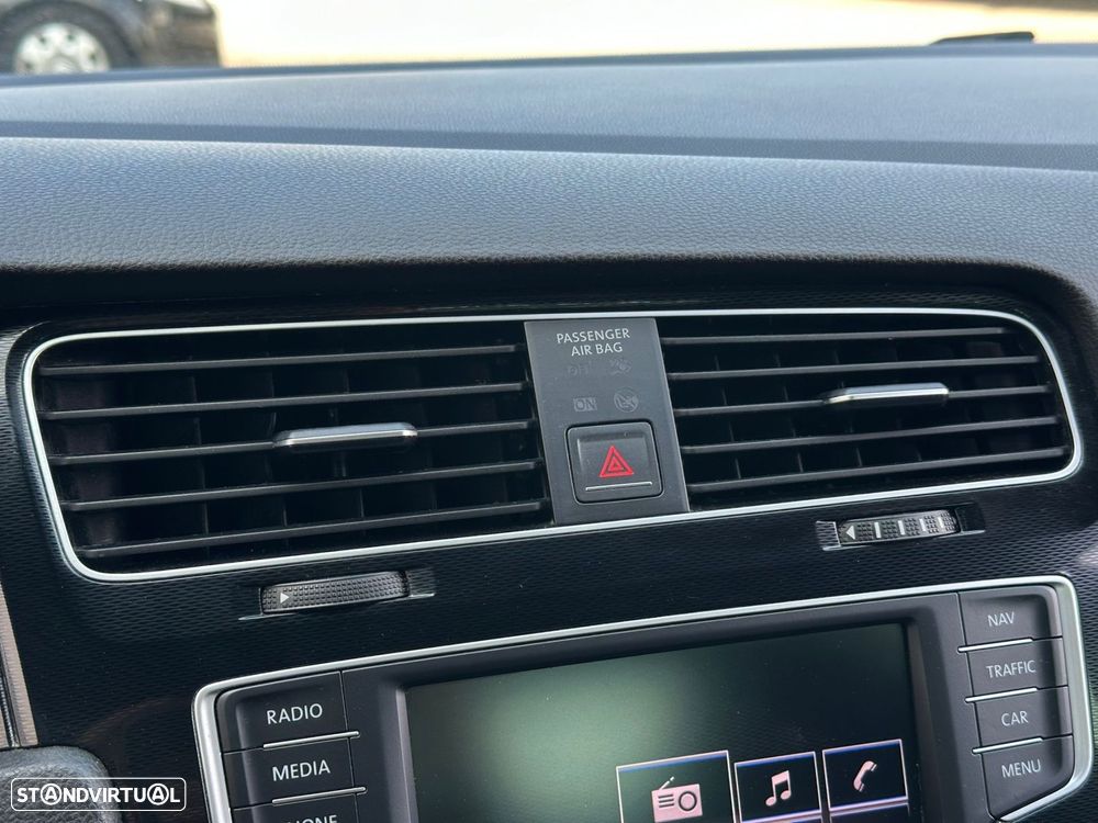 VW Golf 2.0 TDI GTD DSG - 21