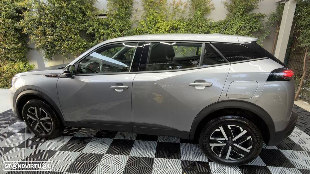 Peugeot 2008 PureTech 100 Style - 4