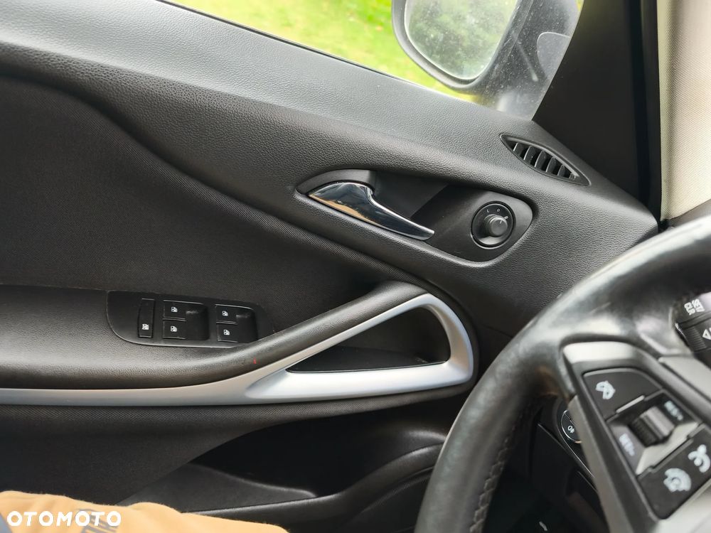 Opel Zafira 1.6 T 120 Lat S&S - 24