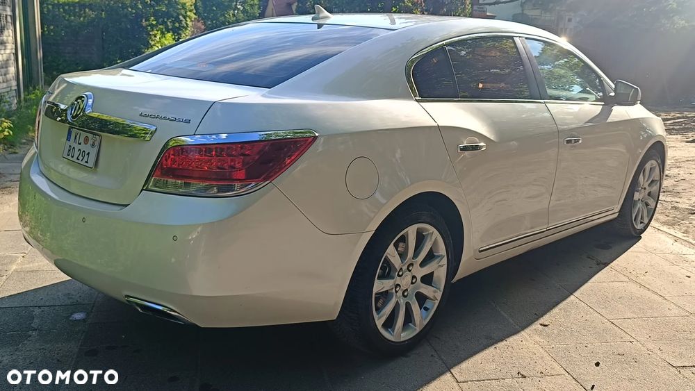 Buick Lacrosse - 4