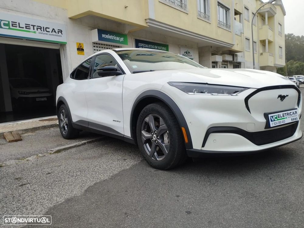 Ford Mustang Mach-E - 7