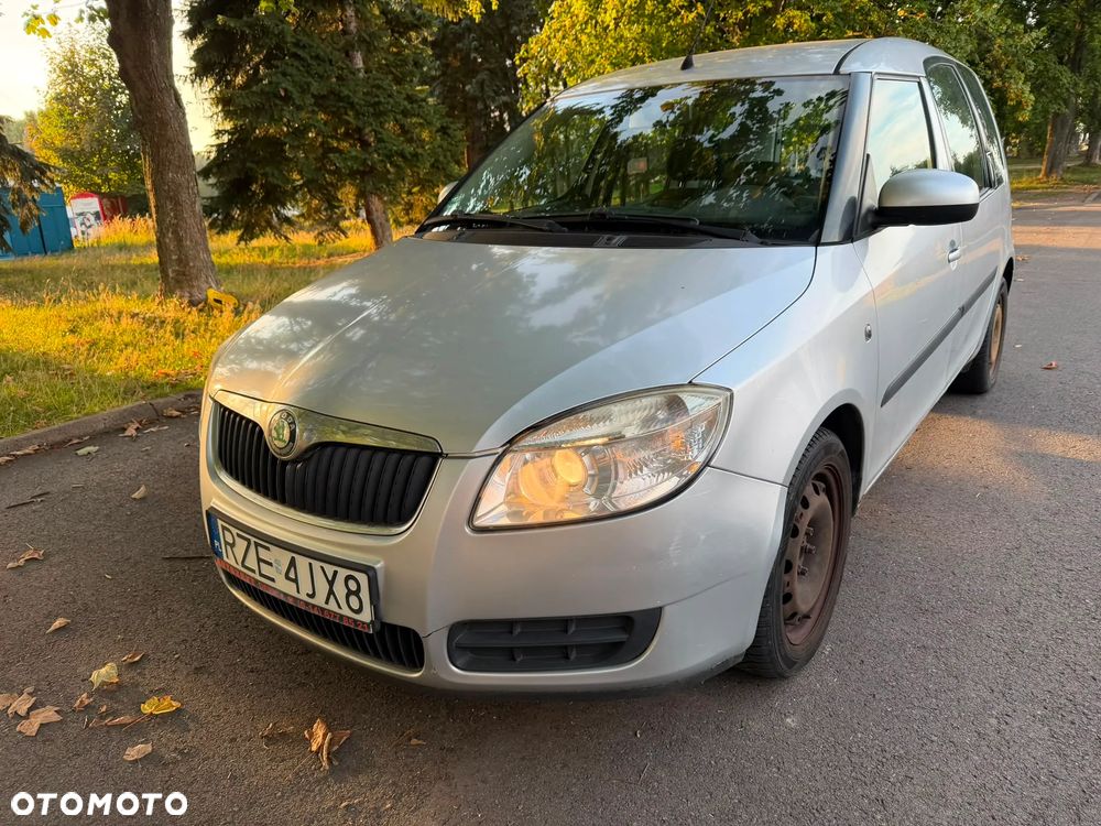 Skoda Roomster 2008 photo 3