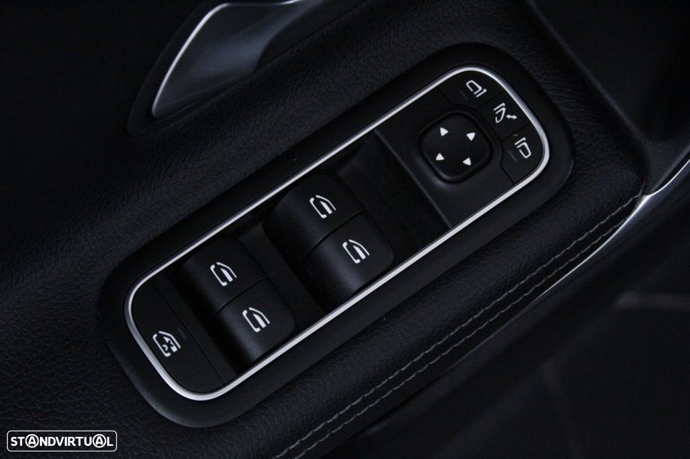 Mercedes-Benz A 200 d - 21