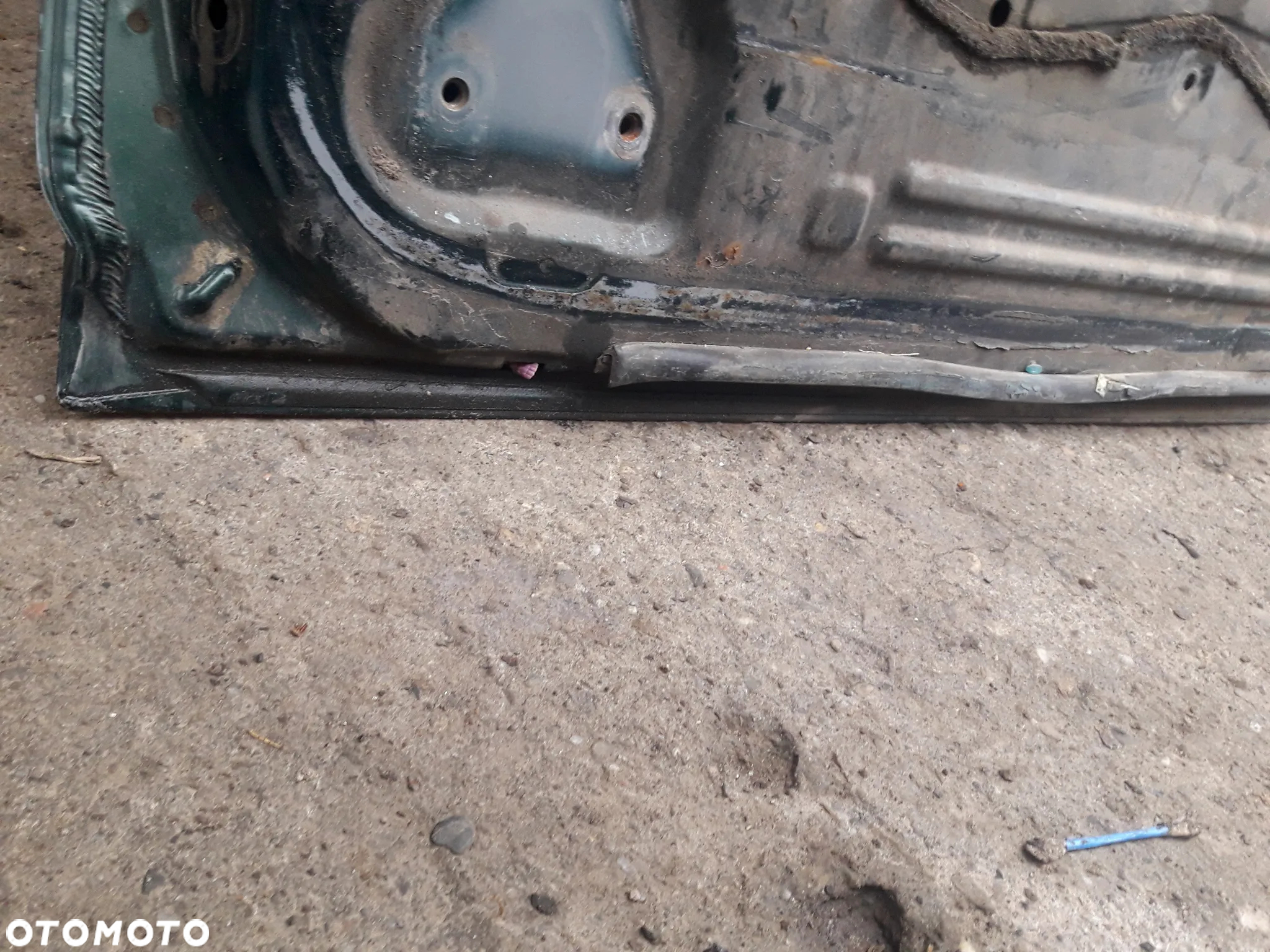 Mazda MPV 99-06  Drzwi prawe Lewe tylne w kolor 18J tył w kolor 18G 22V - 5