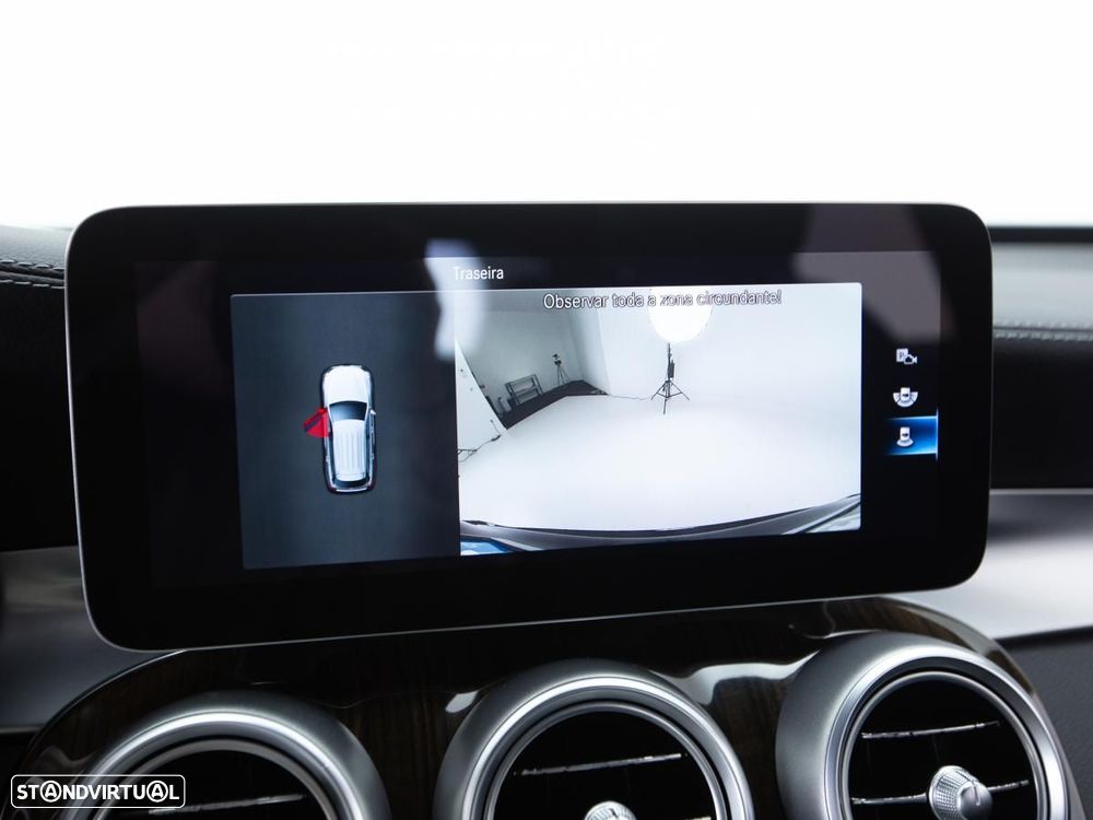 Mercedes-Benz GLC 300 de 4Matic 9G-TRONIC - 29
