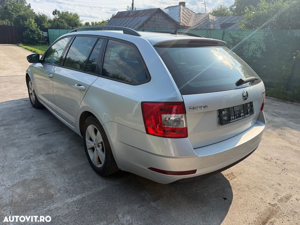 SKODA Octavia 2017 — imagine 4