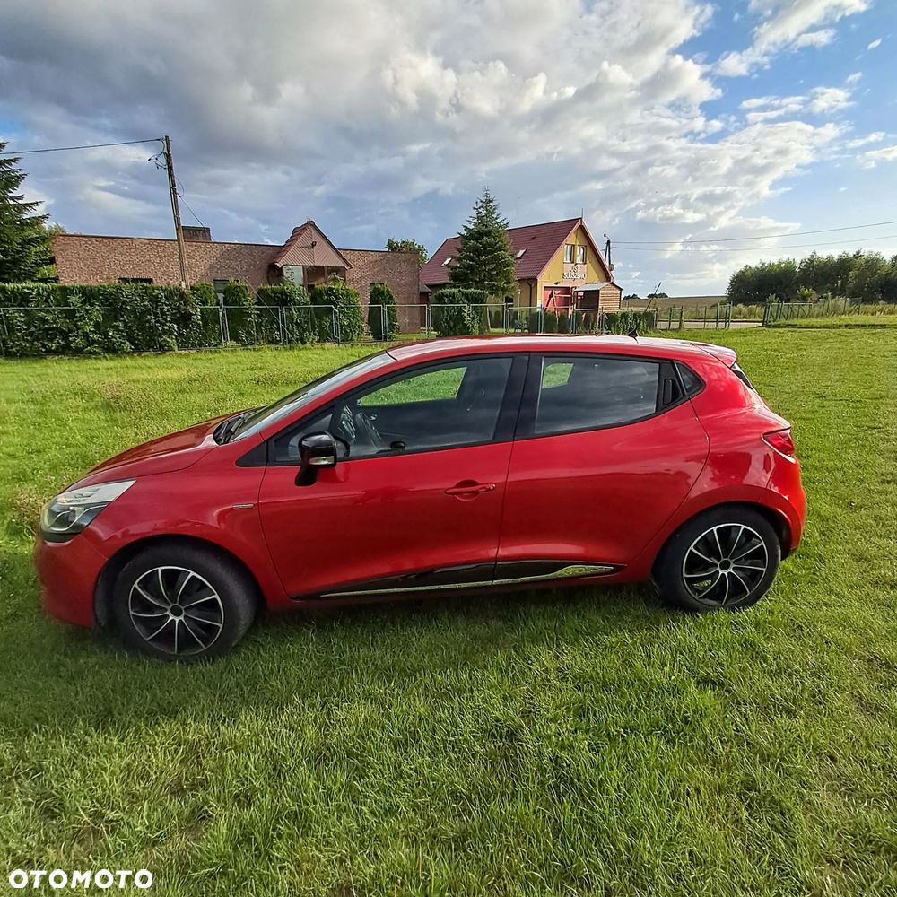 Renault Clio - 1