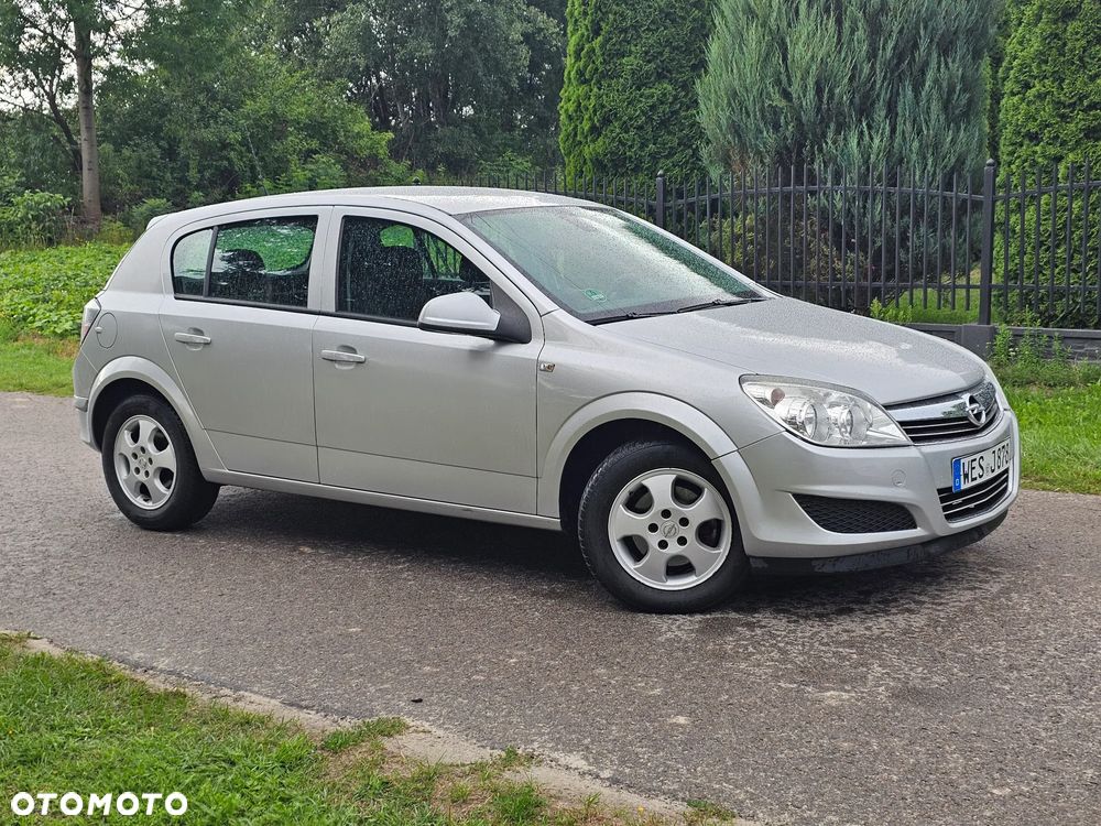 Opel Astra 1.6 ecoFLEX Start/Stop - 23