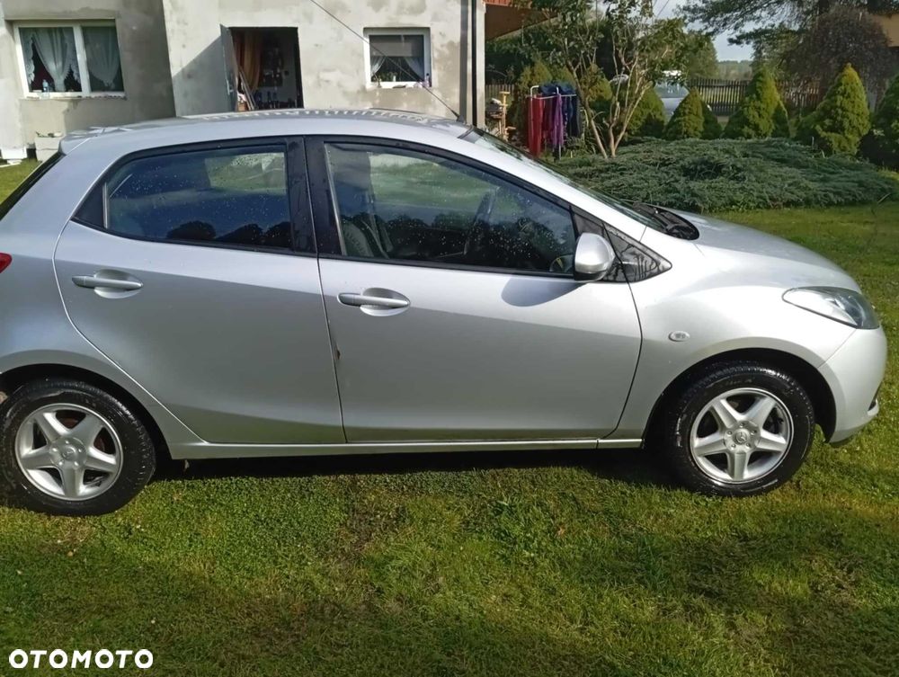 Mazda 2 - 2