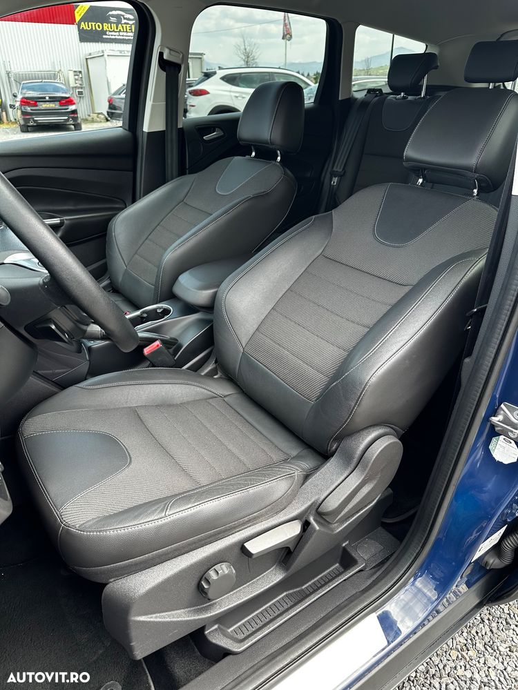 Ford Kuga 2.0 TDCi 4x4 Aut. Titanium - 10