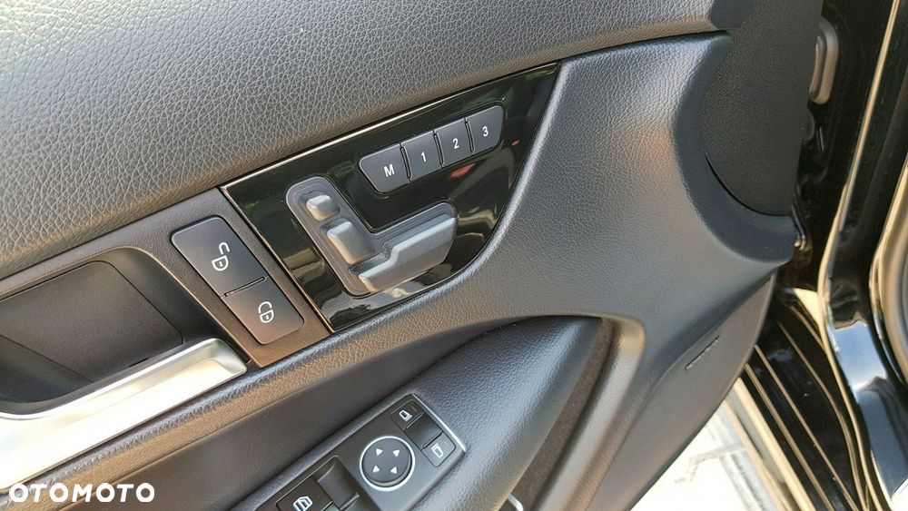 Mercedes-Benz Klasa C 63 AMG Coupe AMG SPEEDSHIFT MCT Edition 1 - 28