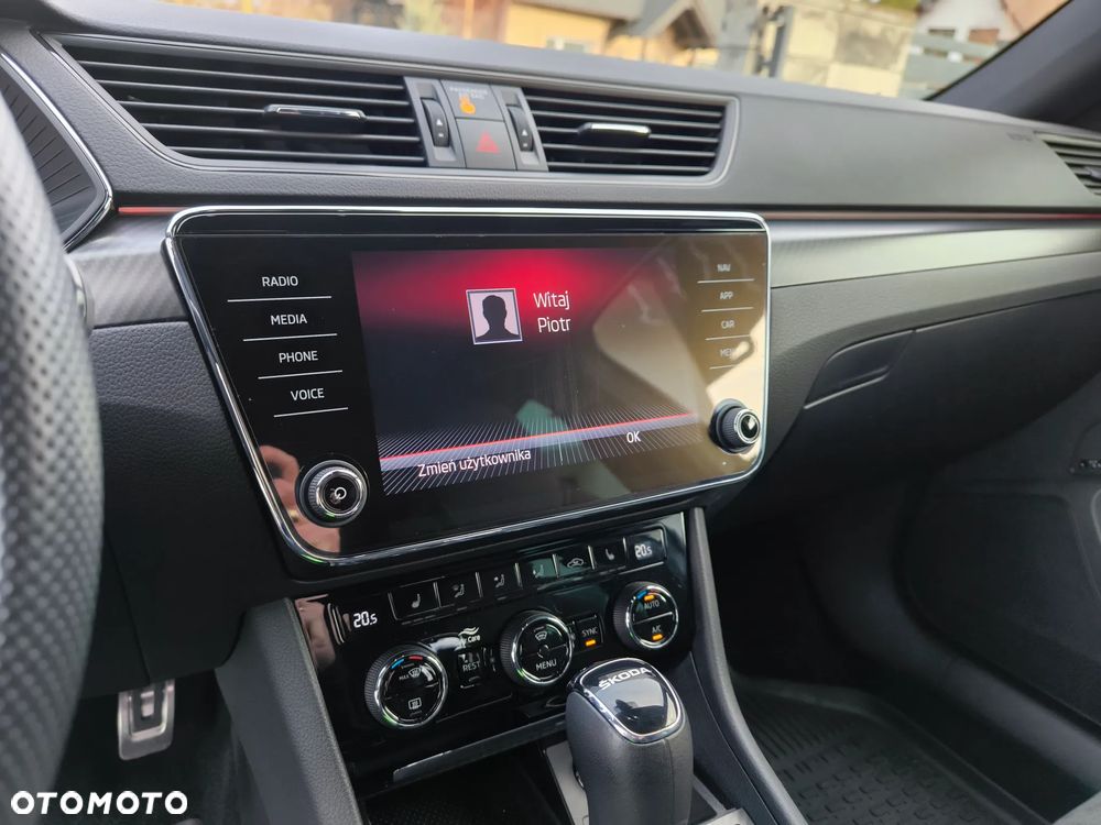 Skoda Superb 2.0 TDI SCR Sportline DSG - 29