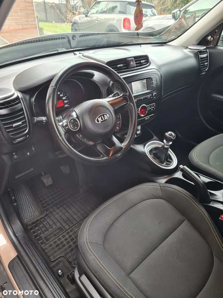 Kia Soul 1.6 GDI L Business Line EU6 - 12