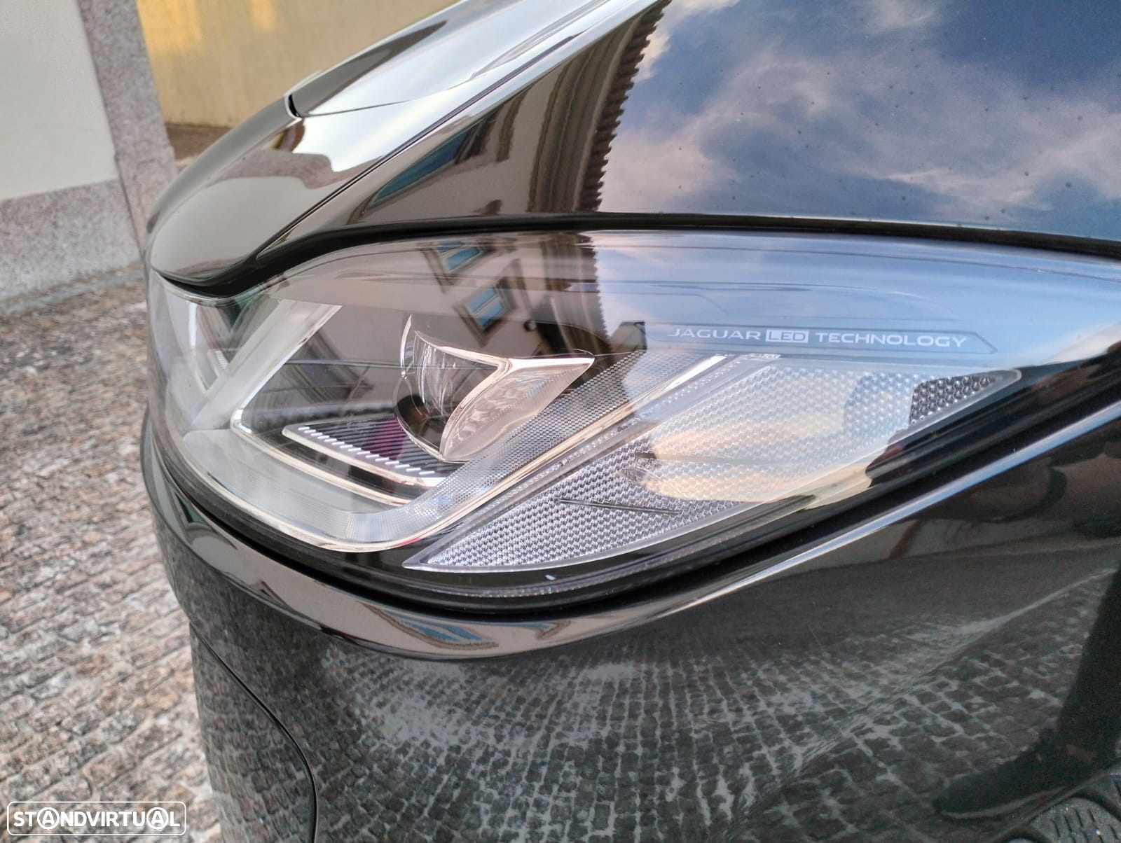 Jaguar I-Pace EV400 AWD R-DYNAMIC SE - 4