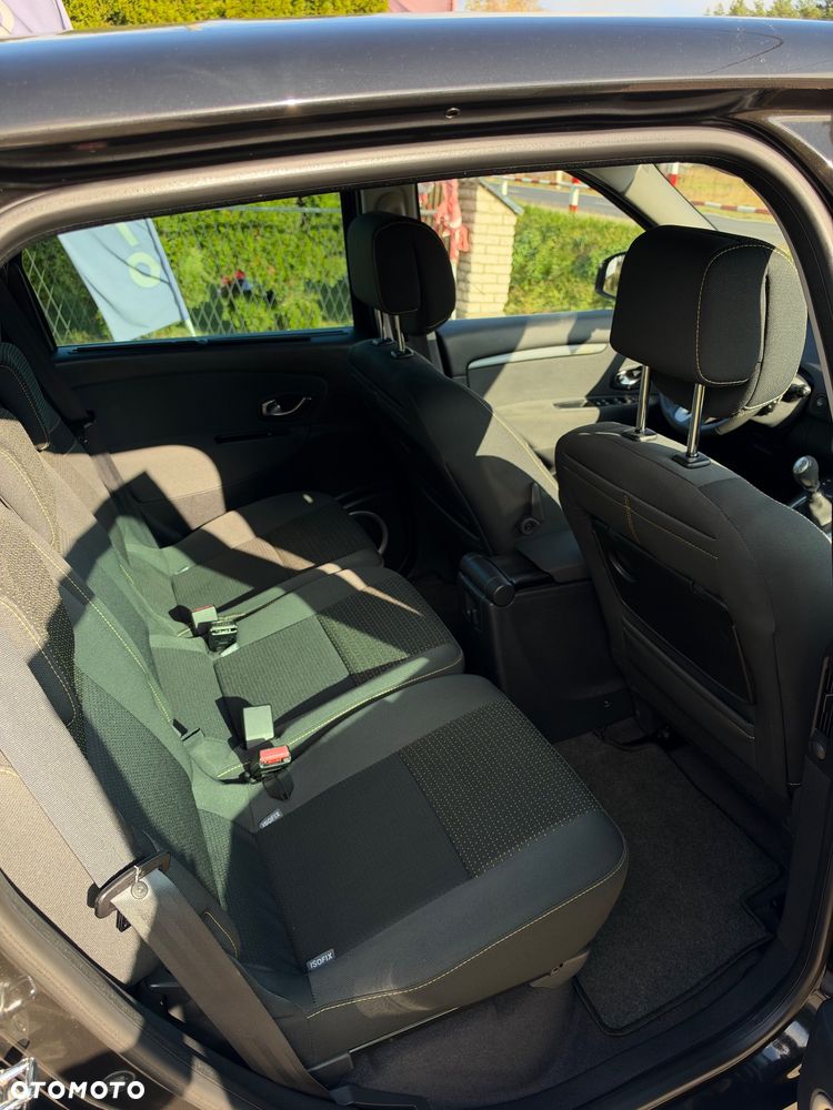 Renault Scenic 1.4 16V TCE Expression - 12