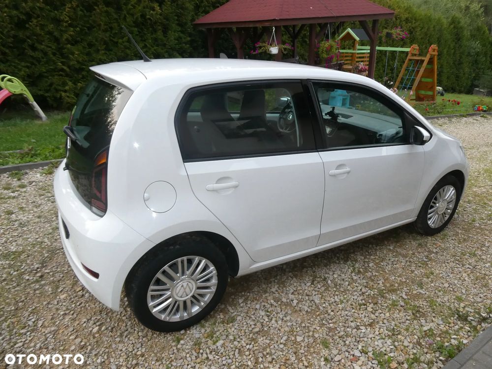 Volkswagen up! 1.0 Beats - 14