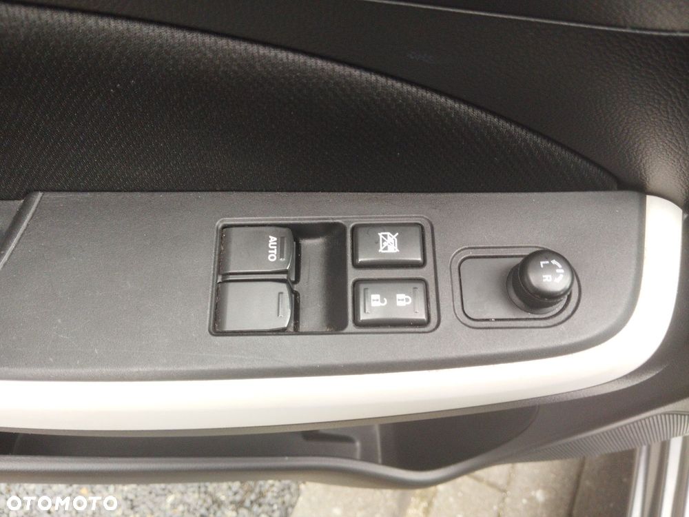 Suzuki Swift - 19