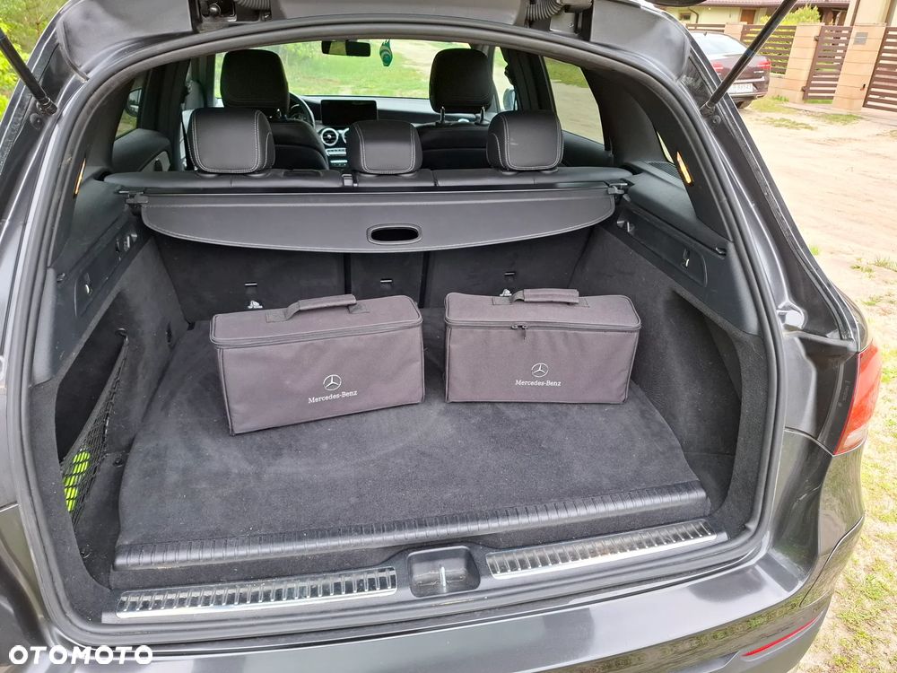 Mercedes-Benz GLC 300 de 4Matic 9G-TRONIC - 15