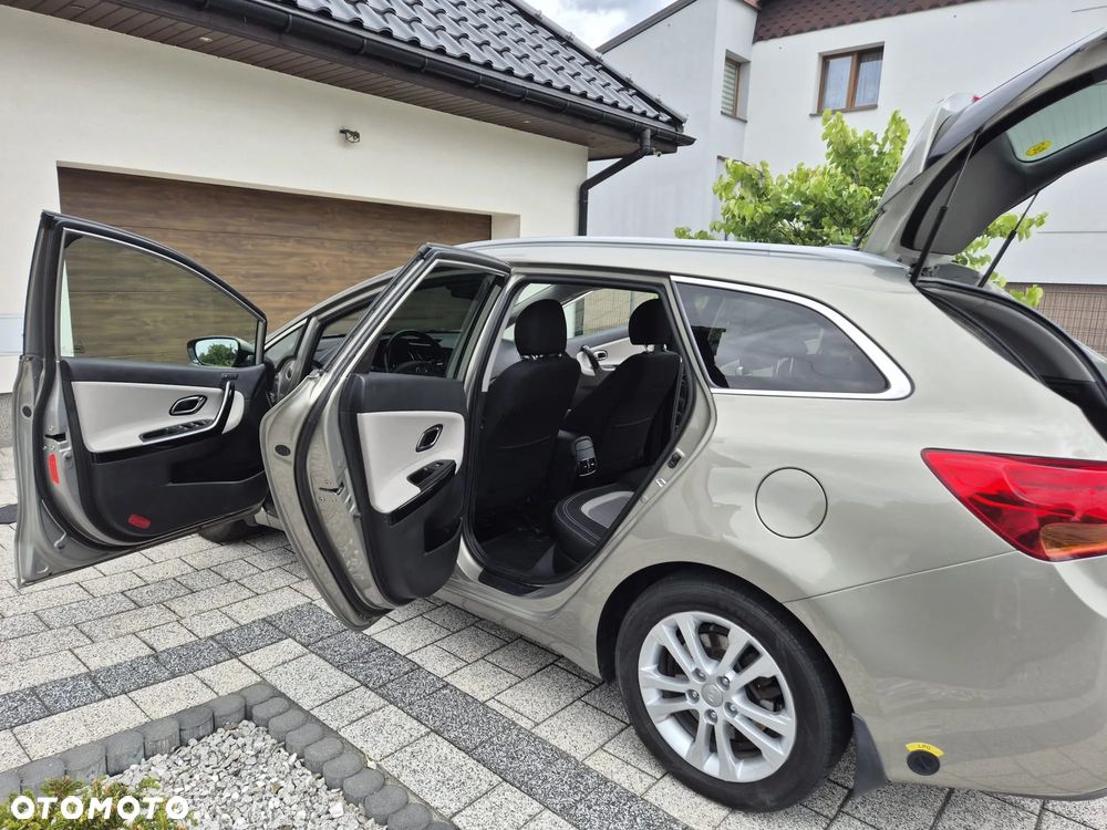 Kia Ceed - 8