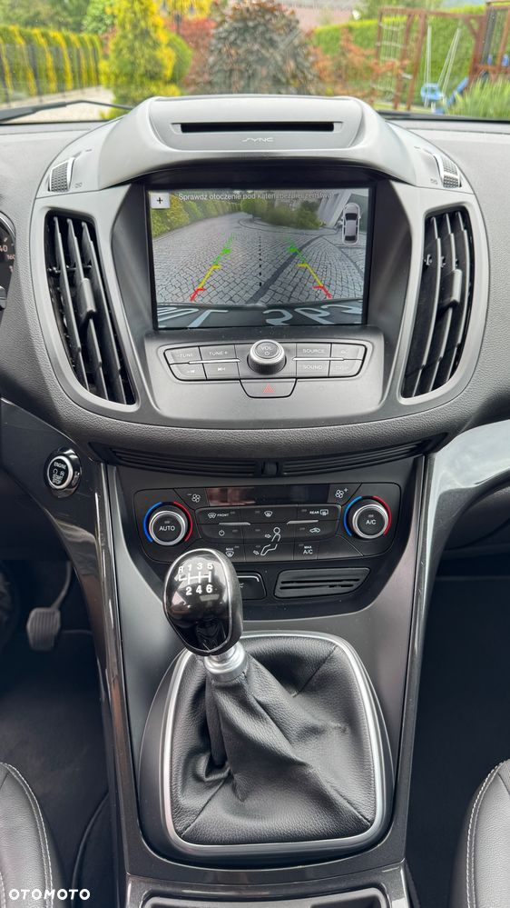 Ford Kuga - 31