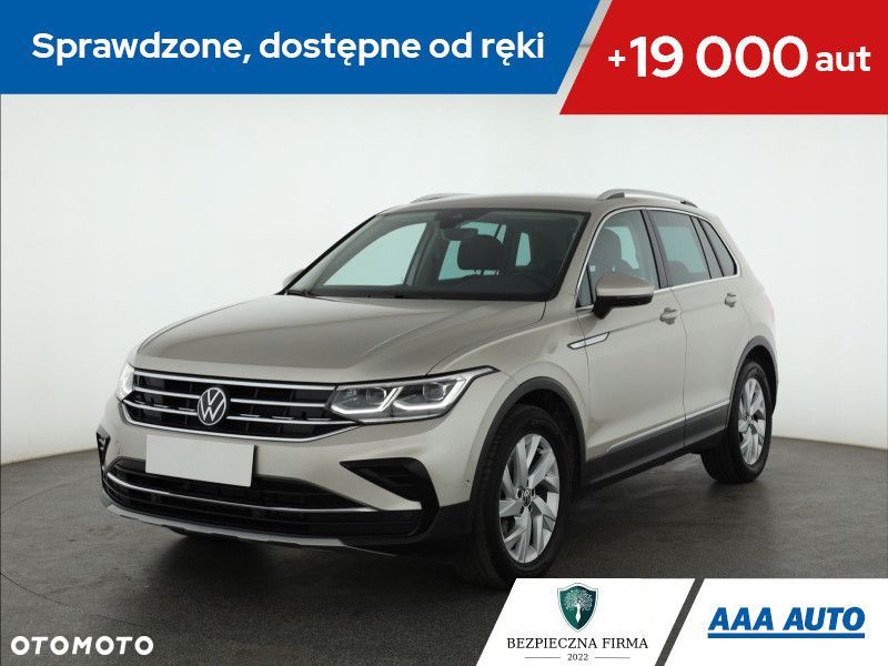 Volkswagen Tiguan - 2
