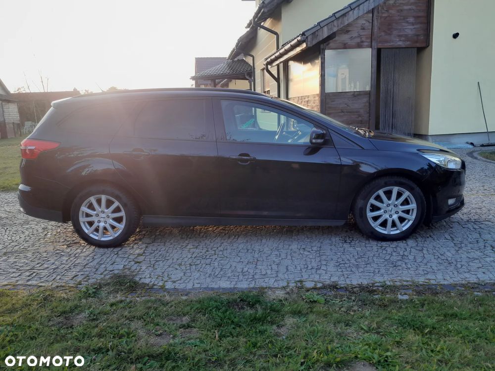 Ford Focus 1.0 EcoBoost Titanium - 5