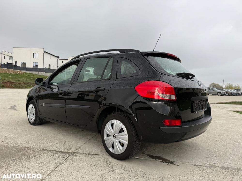 Renault Clio 1.2 16V 75 Dynamique - 3