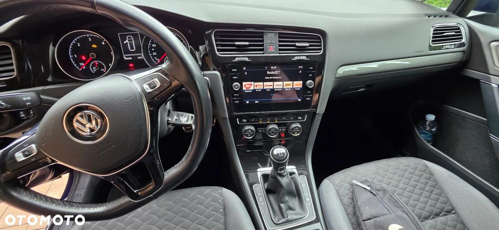 Volkswagen Golf 1.6 TDI BMT Highline - 19