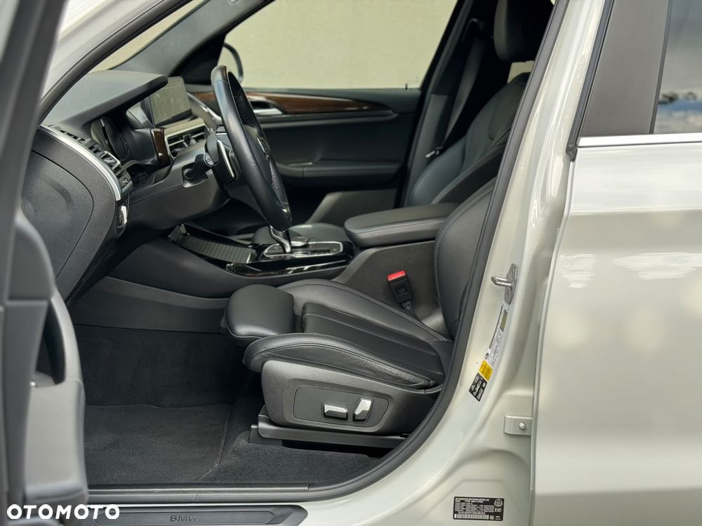 BMW X3 xDrive30i xLine - 24