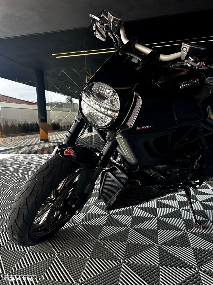 Ducati Diavel Carbon - 2