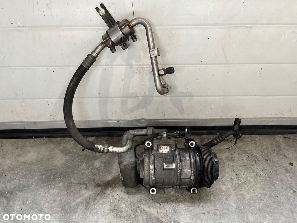 KOMPRESOR KLIMATYZACJI SPRĘŻARKA MERCEDES W124 0002340111 E280 E320 USA JAP