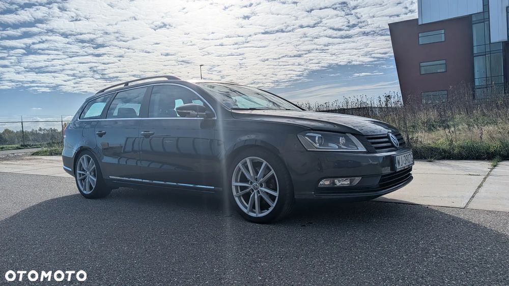 Volkswagen Passat 2012 photo 5