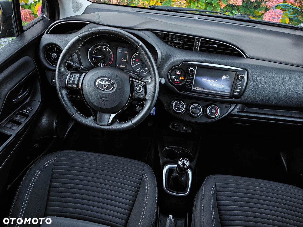 Toyota Yaris 1.0 VVT-i Y20 Club - 19