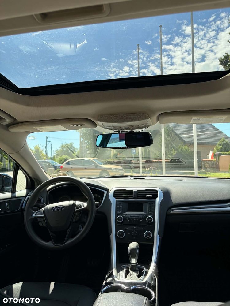 Ford Fusion - 13