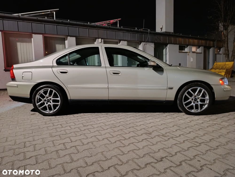 Volvo S60 2.4D Kinetic - 7