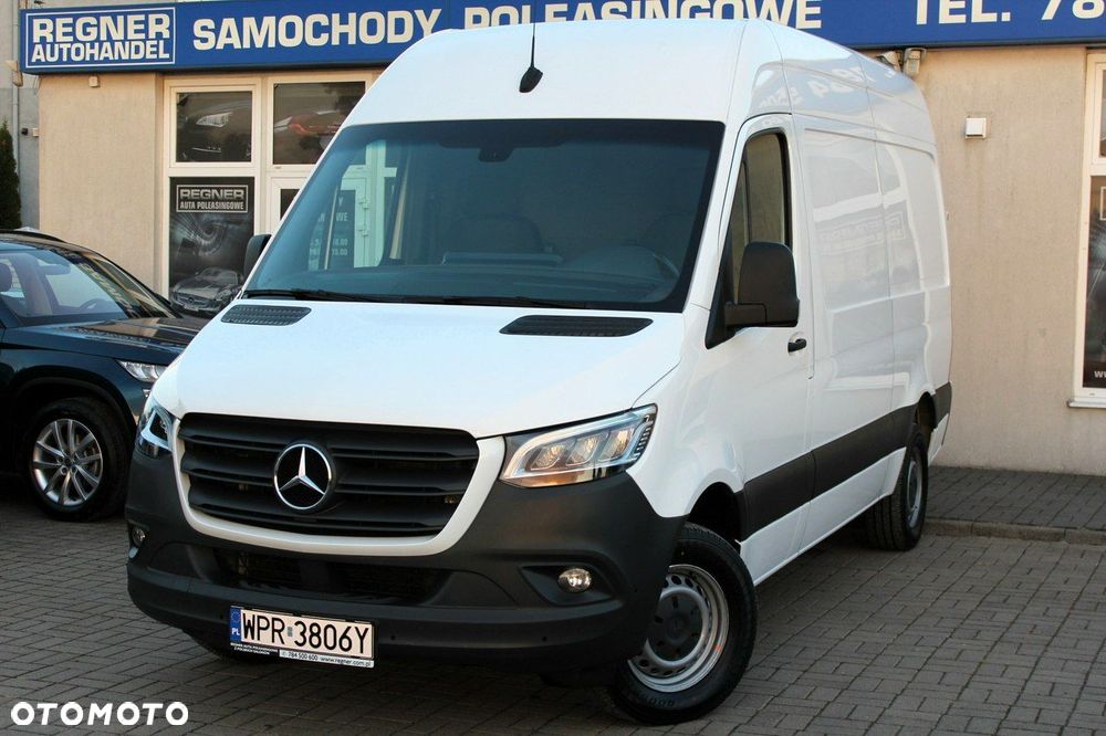 Mercedes-Benz Sprinter - 3