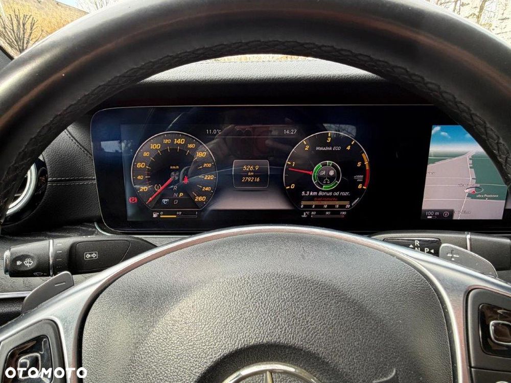 Mercedes-Benz Klasa E 220 d 4-Matic Business Edition 9G-TRONIC - 13