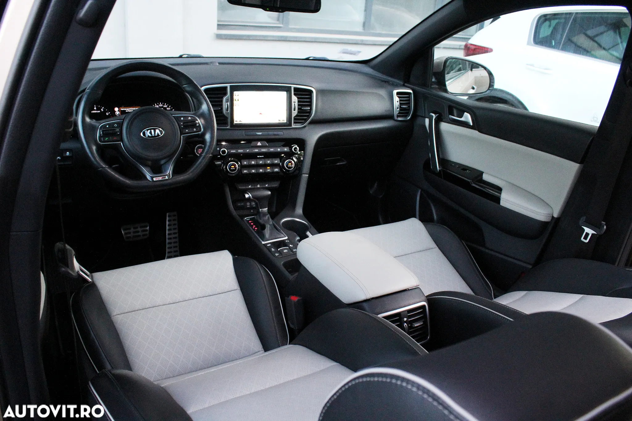Kia Sportage 1.6 T-GDI 7DCT 4x4 GT Line - 6