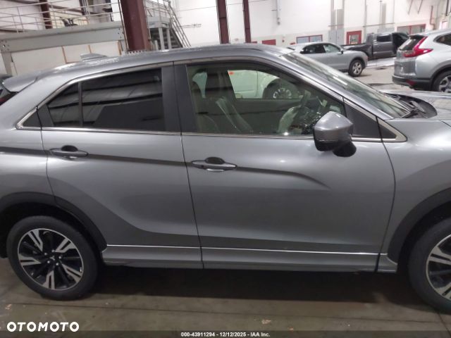 Mitsubishi Eclipse Cross - 9