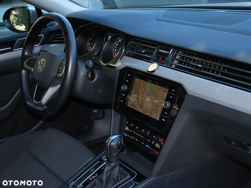 Volkswagen Passat 2.0 TSI Business DSG - 10
